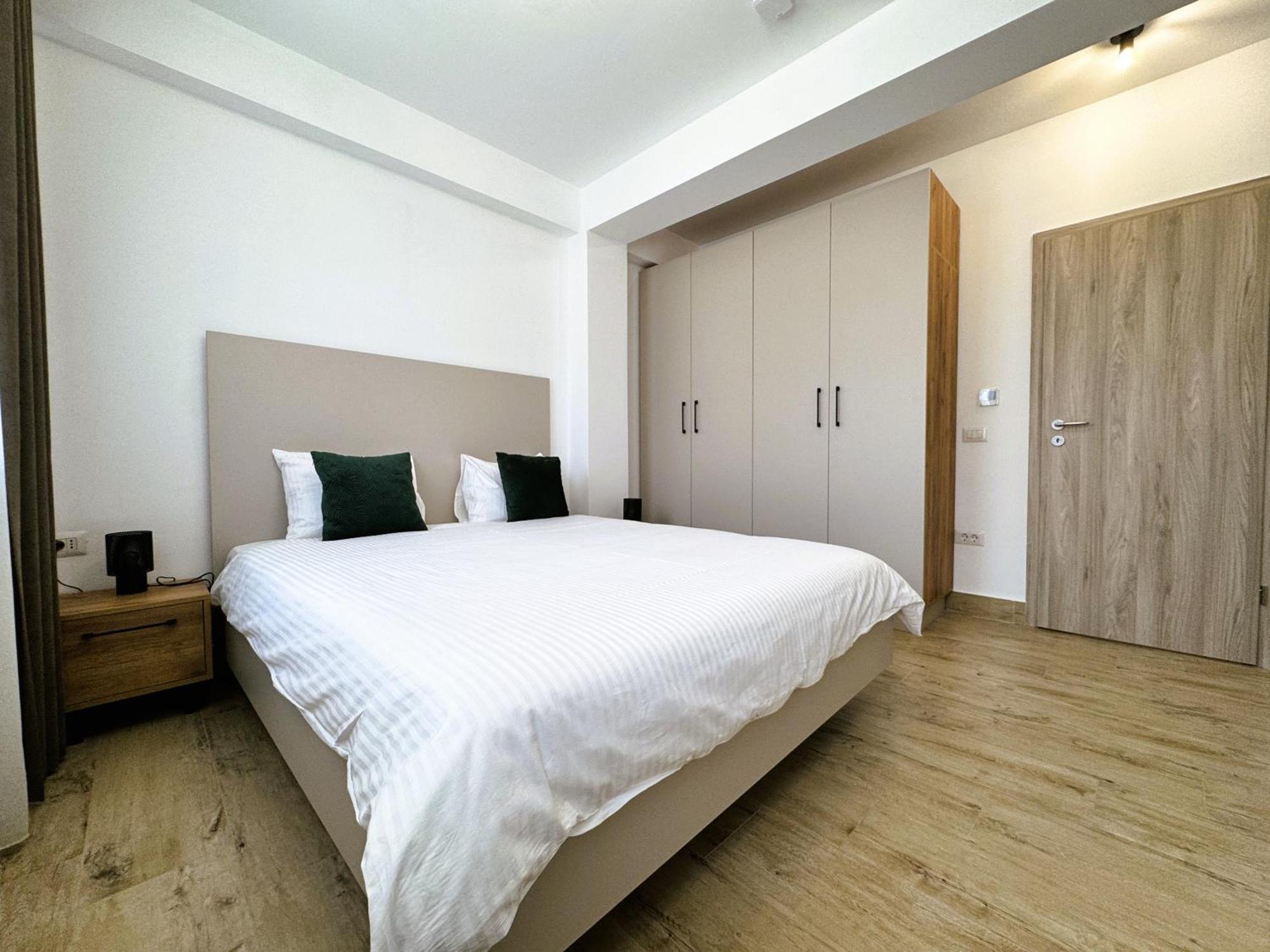 Apartament Minani *